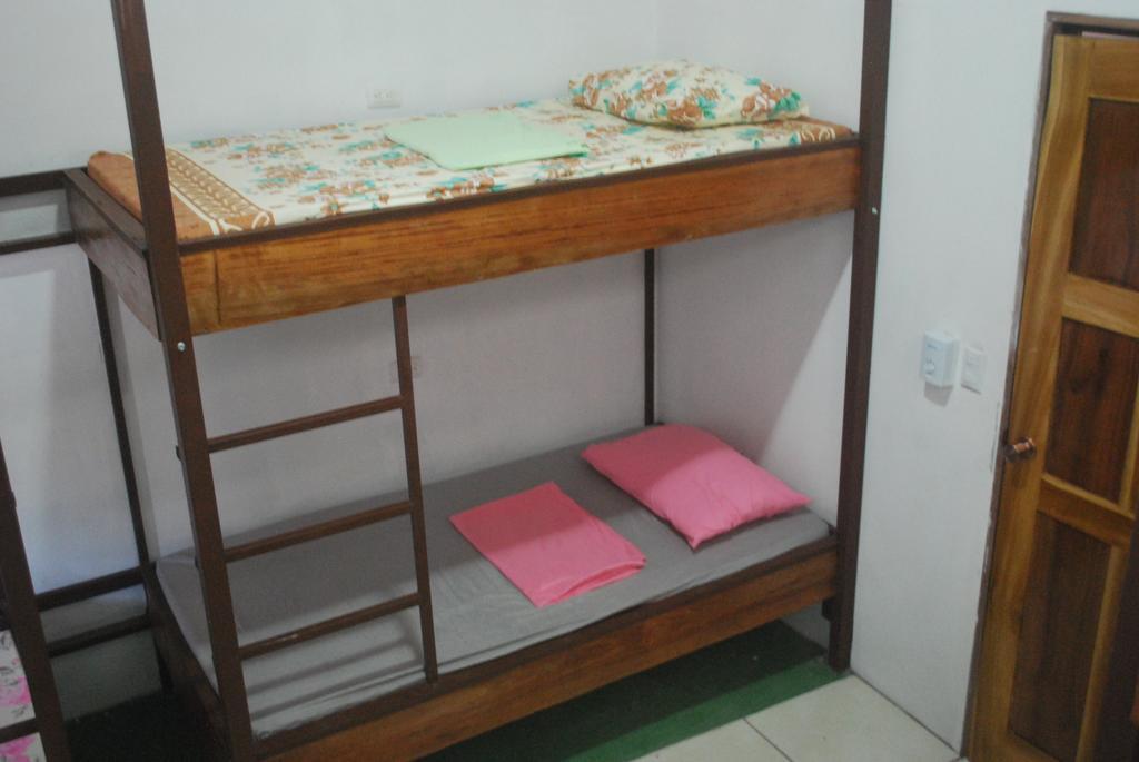 Passifloras Hostel Quepos Εξωτερικό φωτογραφία