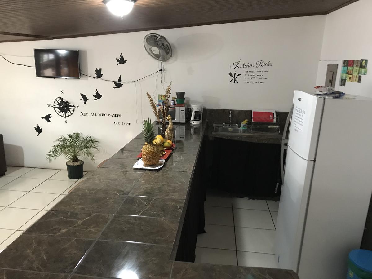 Passifloras Hostel Quepos Εξωτερικό φωτογραφία