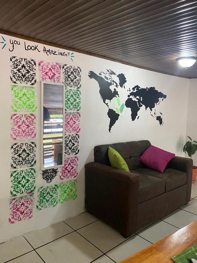 Passifloras Hostel Quepos Εξωτερικό φωτογραφία