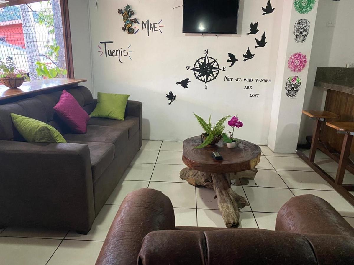 Passifloras Hostel Quepos Εξωτερικό φωτογραφία